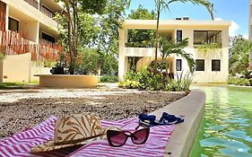 Loch Tulum Condos By Bunik